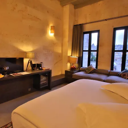 ホテル Carus Cappadocia ギョレメ