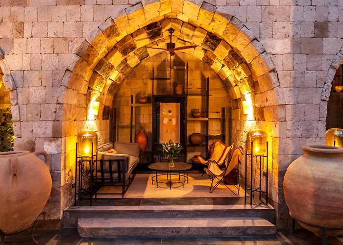 Carus Cappadocia ギョレメ